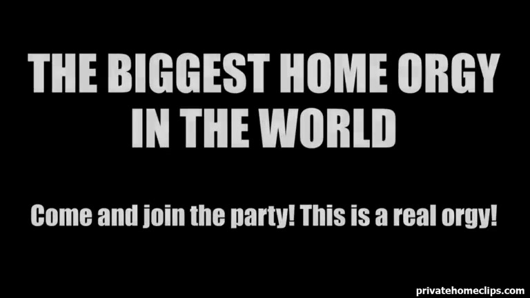 Русский муженёк отдал свою девушку за деньги трахаться другу, сам сидит рядом и смотрят