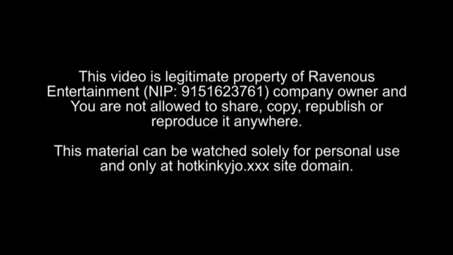 Фото №2 - Фотосессия на пляже нудистов