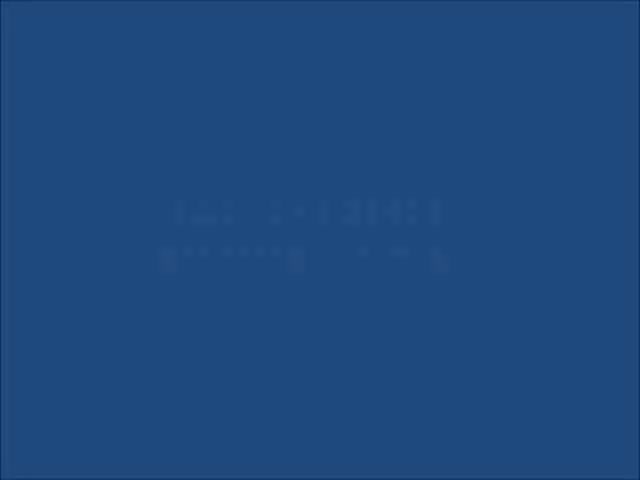 Фото №1 - Блондинка играется со своей пизденкой