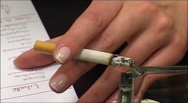 один член дрочит второй хуй сосет на третьем хую сидит пиздой потом один член трахает в рот второй в анал и в пизду